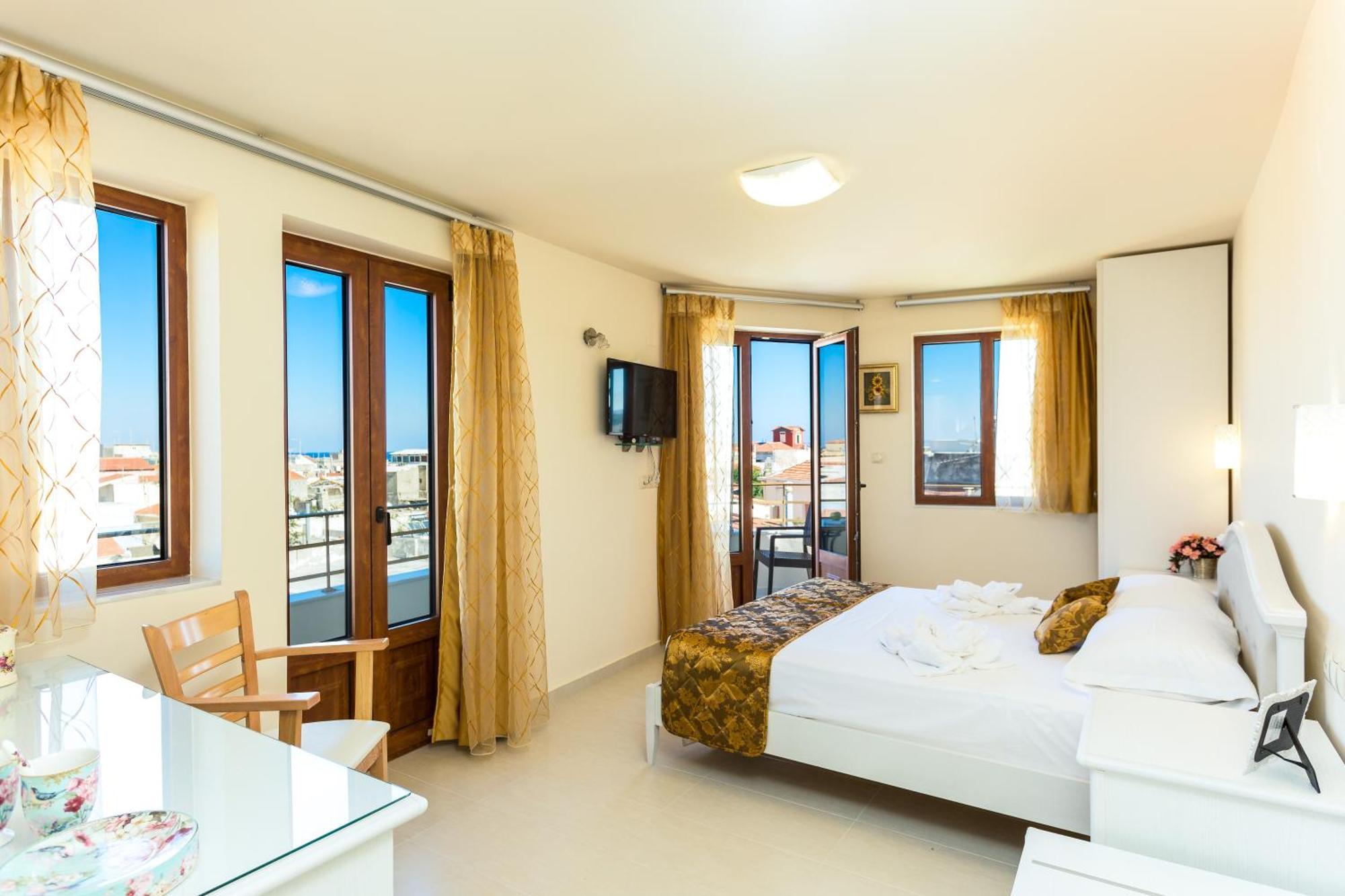 Polyxenia Suites Rethymno  ภายนอก รูปภาพ
