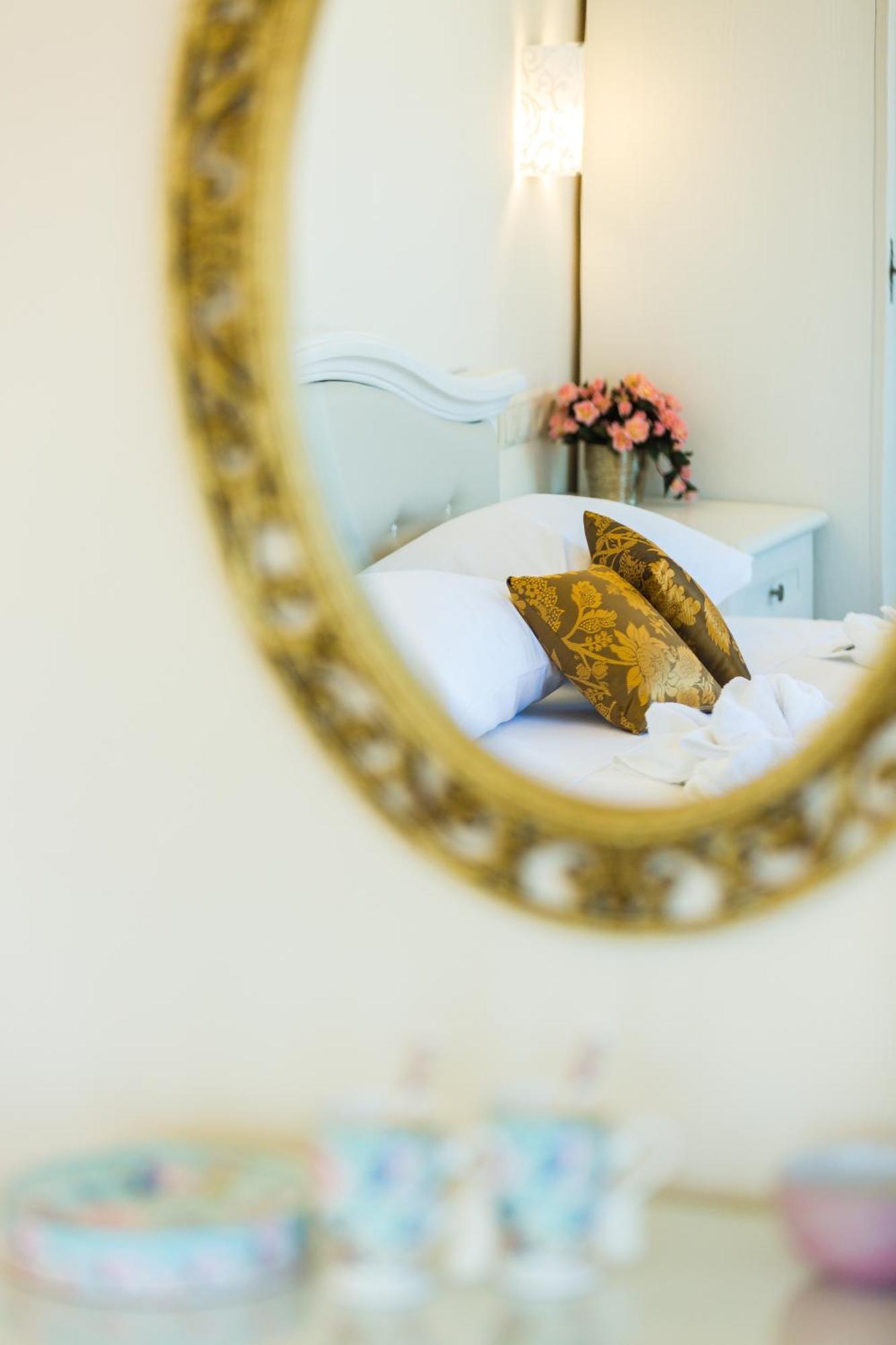 Polyxenia Suites Rethymno  ภายนอก รูปภาพ