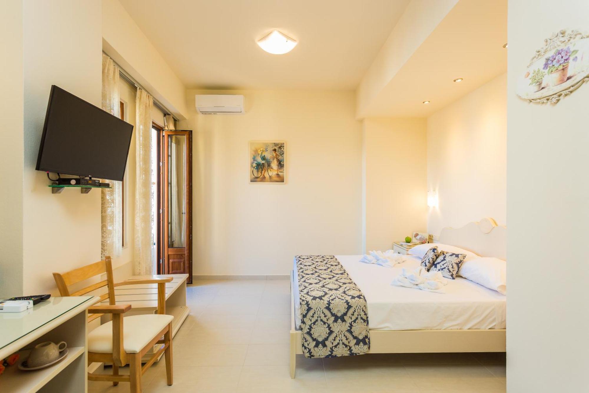Polyxenia Suites Rethymno  ภายนอก รูปภาพ