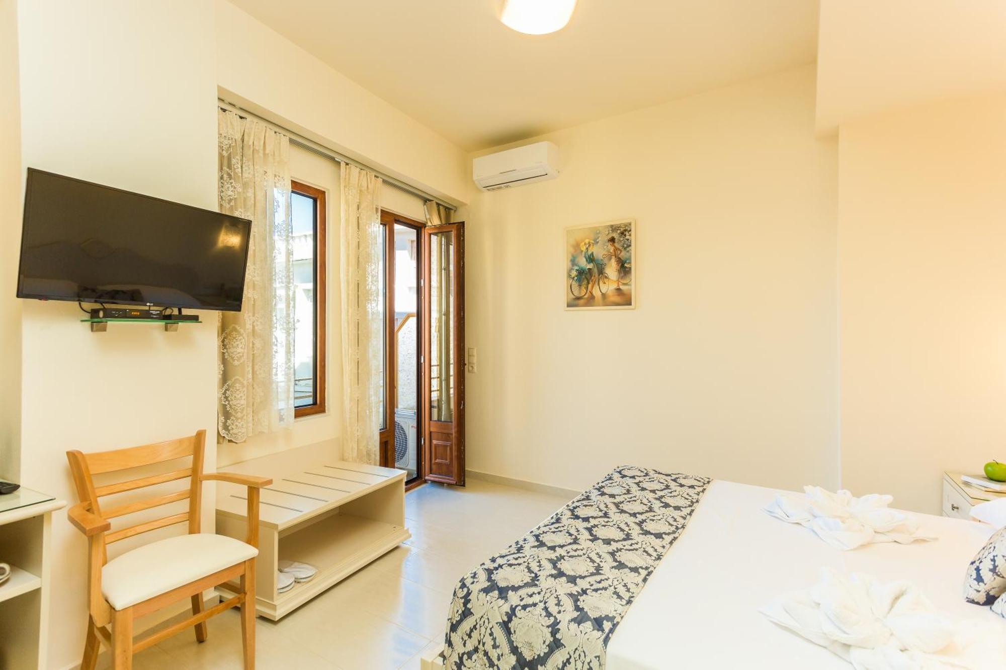 Polyxenia Suites Rethymno  ภายนอก รูปภาพ