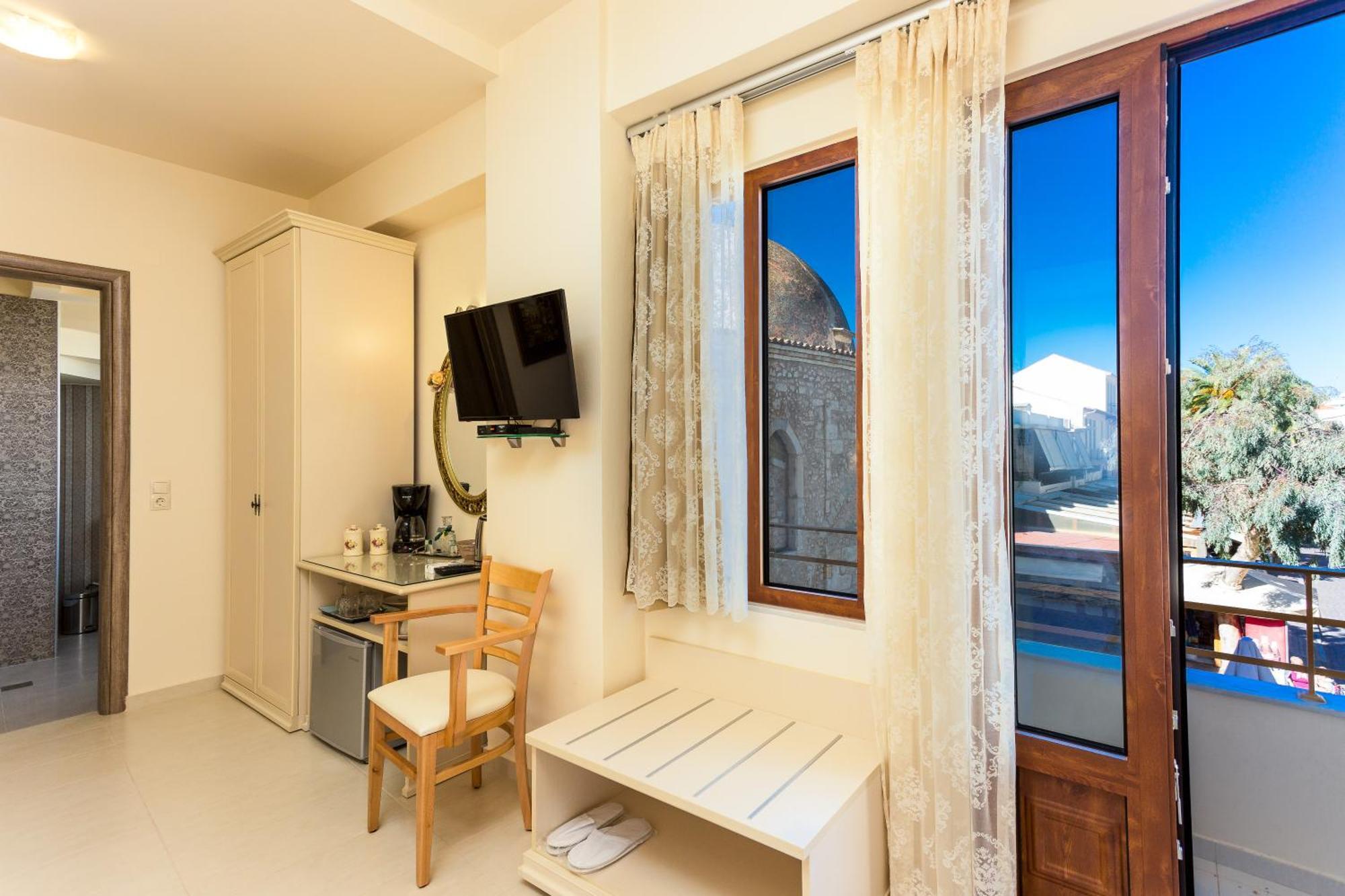 Polyxenia Suites Rethymno  ภายนอก รูปภาพ