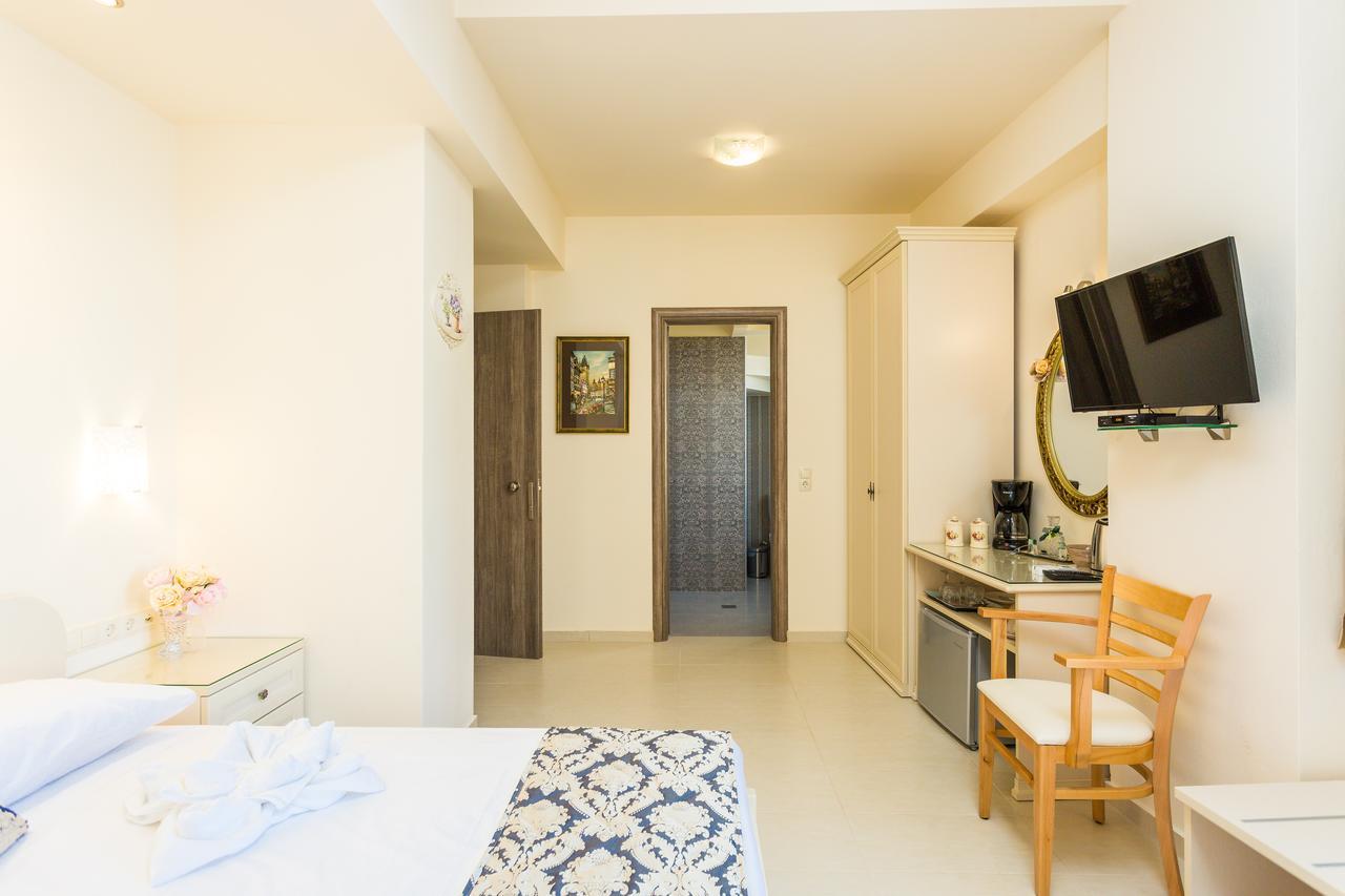 Polyxenia Suites Rethymno  ภายนอก รูปภาพ